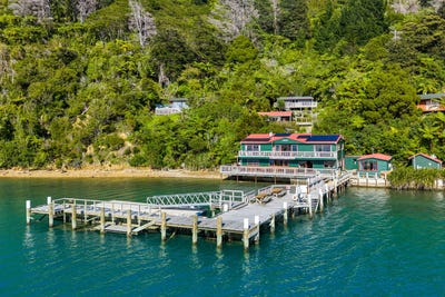 /international/nz/te-rawa-lodge-pelorus-sounds-marlborough-380066076259/
