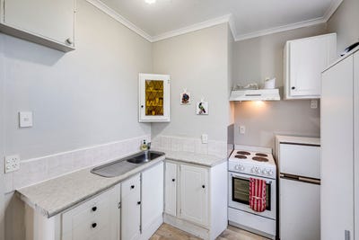 /international/nz/310-park-road-south-akina-hastings-380066162385/