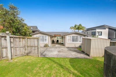 /international/nz/805-whangaparaoa-road-manly-rodney-380066107157/