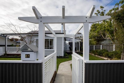 /international/nz/81-high-street-southbridge-selwyn-380066096357/