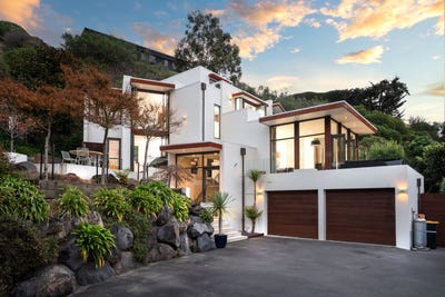 /international/nz/redcliffs-christchurch-city-380066107186/