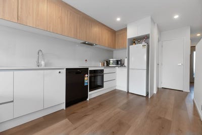 /international/nz/470-west-coast-road-glen-eden-waitakere-city-380066078306/