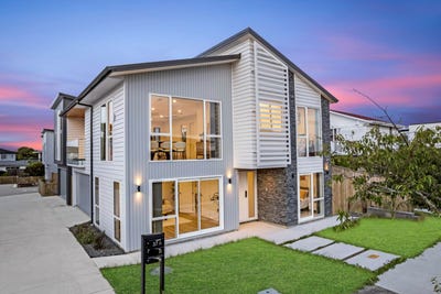 /international/nz/bucklands-beach-manukau-city-380066169313/