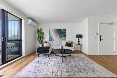 /international/nz/5-newelm-lane-flat-bush-manukau-city-380066095354/