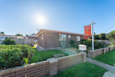 /international/nz/42-st-leonards-road-temuka-timaru-380066093909/