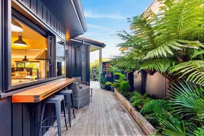 /international/nz/8-selwyn-road-napier-hill-napier-city-380066123633/
