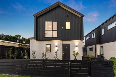 /international/nz/saint-johns-auckland-city-380066117809/
