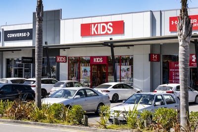 /international/nz/42-gravatt-road-papamoa-tauranga-380066147779/