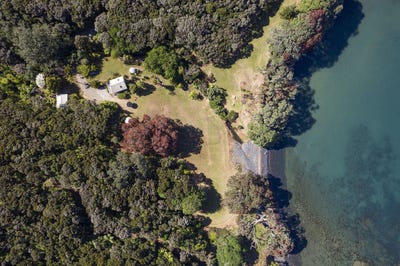 /international/nz/215-waiaua-road-mangonui-far-north-380066109175/