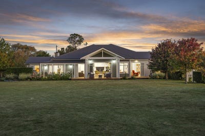 /international/nz/21-allendale-lane-lincoln-selwyn-380066076420/