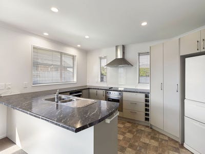 /international/nz/16-orlando-way-kelvin-grove-palmerston-north-city-380066181806/