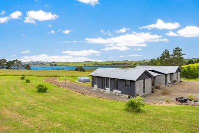/international/nz/4-matahehe-lane-tinopai-kaipara-380066115811/