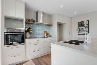 /international/nz/9-georgina-beyer-way-carterton-wairarapa-380066122621/