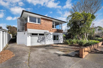 /international/nz/13-cornwall-park-avenue-epsom-auckland-city-380066167960/