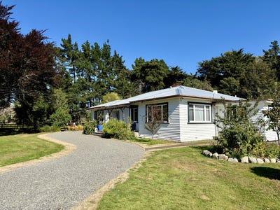 /international/nz/1034-waitahora-road-dannevirke-tararua-380066076387/