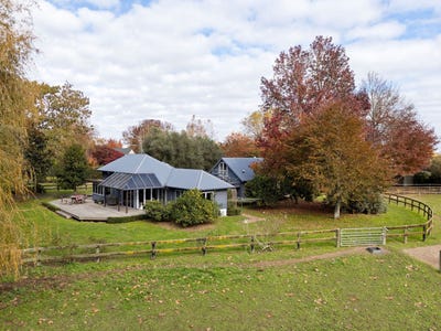 /international/nz/31-racecourse-road-cambridge-waipa-380066081592/
