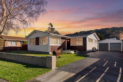 /international/nz/51-holdsworth-avenue-trentham-upper-hutt-city-380066115413/