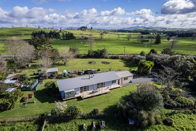 /international/nz/32-draffin-road-poroti-whangarei-380066167762/
