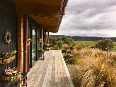 /international/nz/papatotara-coast-road-tuatapere-southland-380066129071/