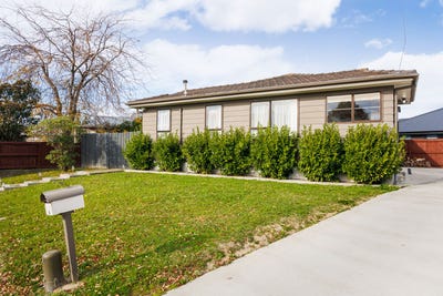/international/nz/14-jupiter-street-milson-palmerston-north-city-380066116487/