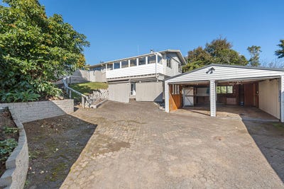 /international/nz/bell-block-new-plymouth-380066110461/