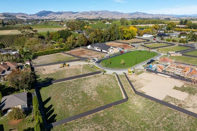 /international/nz/17-bartletts-green-springlands-marlborough-380066116096/
