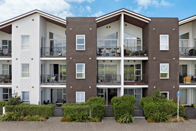 /international/nz/avondale-christchurch-city-380066085147/