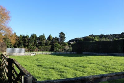 /international/nz/8-brenda-gardner-way-maunu-whangarei-380066177047/