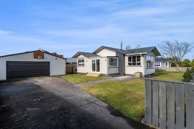 /international/nz/86-brecon-road-stratford-taranaki-380066168970/