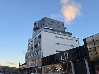 /international/nz/125-thorndon-quay-thorndon-wellington-city-380066096581/