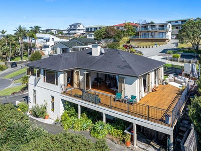 /international/nz/31-merehai-place-snells-beach-rodney-380066102146/