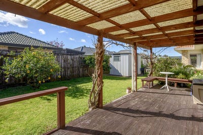 /international/nz/18-lasiandra-place-mount-maunganui-tauranga-380066184263/