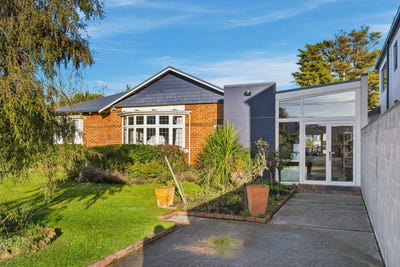 /international/nz/12-church-street-mosgiel-dunedin-city-380066182305/