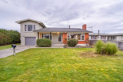 /international/nz/71-albert-street-winton-southland-380066179619/