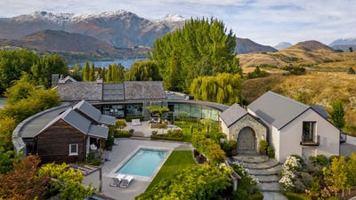 /international/nz/2-millvista-lane-arrowtown-queenstown-380066111263/
