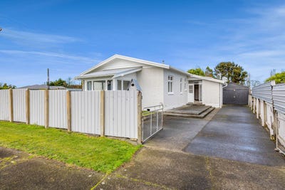 /international/nz/1-george-street-eltham-south-taranaki-380066176268/