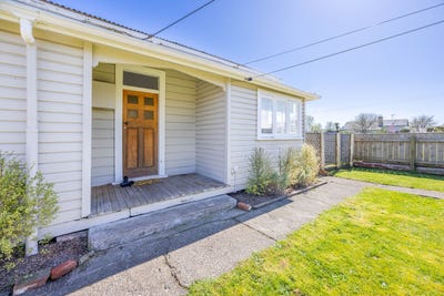 /international/nz/78-racecourse-road-waipukurau-and-surrounds-central-hawkes-bay-380066093263/