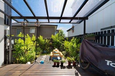 /international/nz/11-scanlen-terrace-kelston-waitakere-city-380066109671/