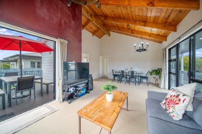 /international/nz/beerescourt-hamilton-city-380066119790/
