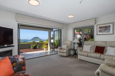 /international/nz/otumoetai-tauranga-380066113388/