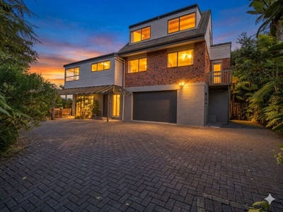 /international/nz/49-grand-vue-road-kawaha-point-rotorua-380066114501/
