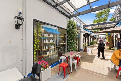 /international/nz/307-barton-street-hamilton-central-hamilton-city-380066147918/
