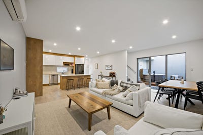 /international/nz/glen-innes-auckland-city-380066111205/