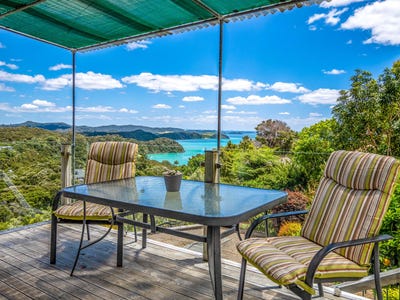 /international/nz/264a-kempthorne-road-russell-far-north-380066102924/