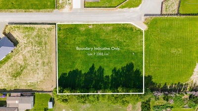 /international/nz/waimate-canterbury-380066091839/