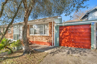 /international/nz/8-keystone-avenue-mount-roskill-auckland-city-380066169709/
