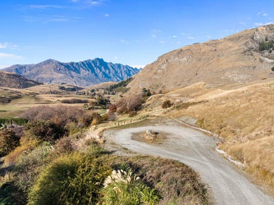 /international/nz/dalefield-wakatipu-basin-queenstown-380066115988/