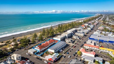 /international/nz/359-marine-parade-napier-central-napier-city-380066128827/