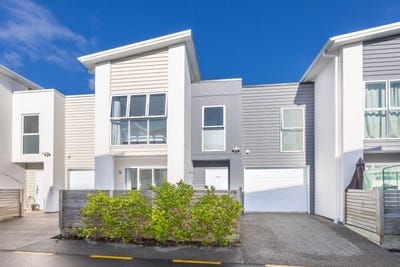/international/nz/hamilton-central-hamilton-city-380066102938/