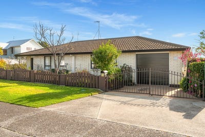 /international/nz/128-pillans-road-otumoetai-tauranga-380066174423/